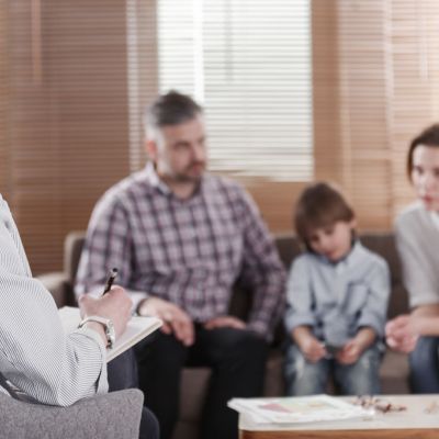 Консультирование по вопросам детско-родительских отношений и «подростковым» проблемам